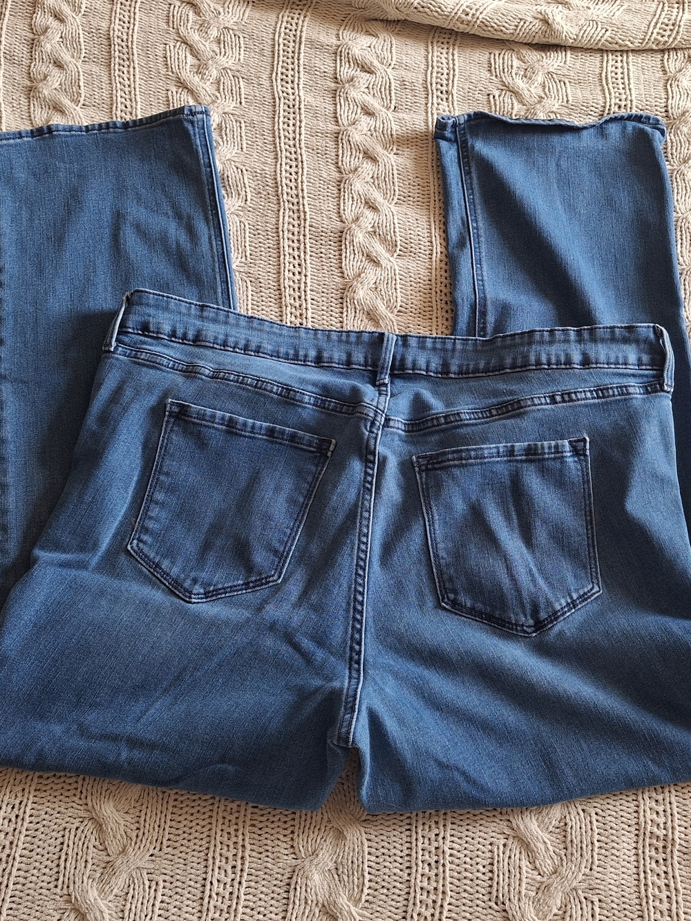 Woman's Old Navy Boot-Cut Jeans Size 20 Wide